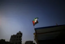 Photo of Израел ги врати телата на уште 15 Палестинци во Газа