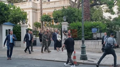 Photo of Зеленски денеска во посета на Грција – грчката полиција забрани протести во Атина