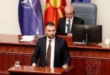 Photo of Дурмиши: За минималната плата треба да се договорат синдикатите и работодавачите