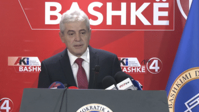 Photo of Ахмети го поддржа протестот во Стразбур за ослободување на поранешните водачи на ОВК