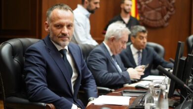 Photo of Фетаи тврди дека Владата не се откажала од уставните измени