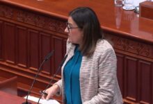 Photo of Тренчевска: Власта ги остави граѓаните сами, упорно бега од покачување на минималната плата на 500 евра