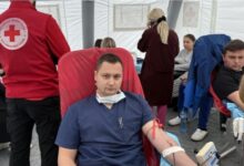 Photo of Граѓани со поддршка за д-р Ненад Цоневски кој ненамерно згази куче во Бугарија: Беше на првата борбена линија по трагедијата во „Пулс“