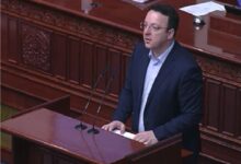 Photo of Николоски до Крмов: Ако Кина e подготвена да даде бескаматен кредит за Охрид – Кичево, договорете го, ние ќе го прифатиме