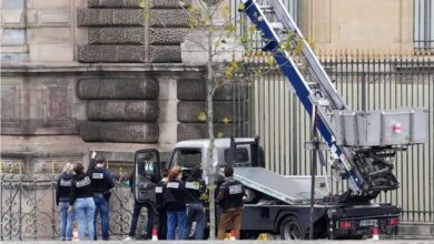 Photo of Нема трага од накитот вреден 88 милиони евра украден од Лувр