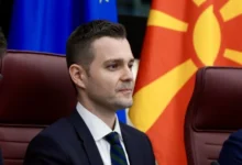 Photo of Муцунски: Ние сме конструктивни, но македонскиот јазик, идентитет и достоинство не се предмет на преговори