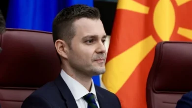 Photo of Муцунски: Ние сме конструктивни, но македонскиот јазик, идентитет и достоинство не се предмет на преговори