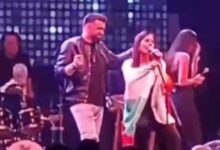 Photo of Цеца со исвиркување избркана од сцената во Велес, откако подигна бугарско знаме наместо македонскo