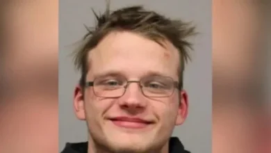 Photo of Со нож избоде мајка и четири деца, па избега – полицијата го бара