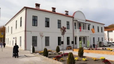 Photo of МВР: Поведена прекршочна постапка против градоначалникот на Струга за неупотреба на државното знаме