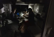 Photo of Половина Киев во мрак по руските напади