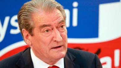 Photo of За Бериша Парламентот не постои и најави штрајкови со глад