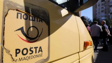 Photo of Владата ќе донира 100 нови комби возила за Македонска пошта