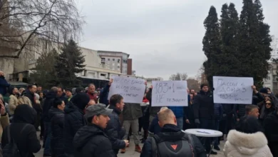 Photo of Протест на кумановци кои работеа во Ирак и Авганистан за известувањата од УЈП