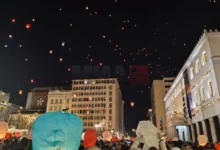 Photo of ГАЛЕРИЈА: Илјадници хартиени фенери го исполнија небото во Атина на традиционалната „Ноќ на желбите