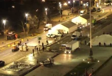 Photo of Oтстранети шаторите пред српскиот Парламент, Вучиќ најави парламентарни избори следната година