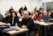 Photo of Мобилен телефон пронајден во келијата на првообвинетиот Дејан Јованов, сопственик на „Пулс“, судијката најави построги мерки