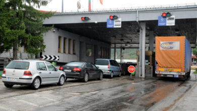 Photo of Возач остави пари на шалтерот – обид за поткуп на полицајка на „Ќафасан“