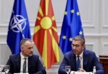 Photo of Фетаи со честитка за Мицкоски и порака за продолжување на коалицијата