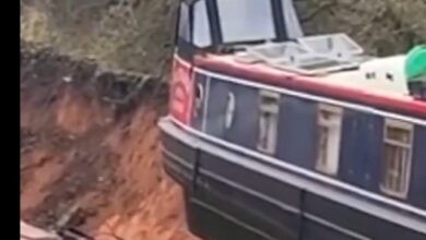 Photo of Во Британија: „земјата се отворила“ и проголтала речен канал