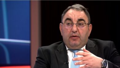 Photo of Бислимоски за опаската од Мицкоски: Мојот брат е адвокат, има успешна кариера и тоа е негова лична одлука