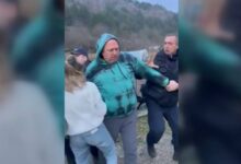 Photo of Сопственикот на над 500-тини крави и неговите ќерки ќе одат во осумдневен притвор поради можност за повторување на делото