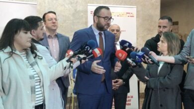 Photo of Шофери на министри се веќе казнети, за министер за полиција, премиер, претседател важат други правила, вели Тошковски