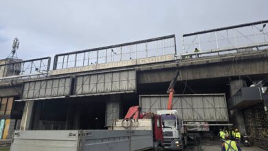 Photo of (Видео) Се отстрануваат билборди од Железничката станица Скопје – ќе нема и светлосни реклами