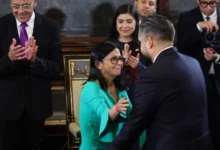 Photo of Делси Родригез положи заклетва како привремена претседателка на Венецуела