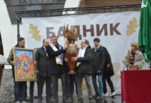 Photo of Пред Соборниот храм се одржа централно одбележување на Бадник