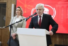 Photo of Ахмети: За техничката влада потребни се консултации со стратешките партнери. Се согласуваме со една изборна единица, со праг од 5% и отворени листи, а за укинување на техничката влада треба да се консултираат ЕУ и САД