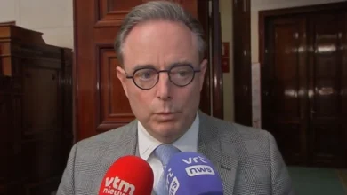 Photo of Де Вевер: Имам чувство дека времето на слаткоречивост кон САД заврши