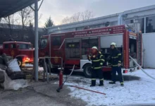 Photo of Пожар на хала во Кавадарци, пожарникарите на терен