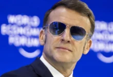 Photo of Поради очилата на Емануел Макрон падна серверот на веб-страницата на францускиот луксузен бренд