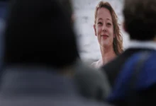 Photo of Независна обдукција: Агентот на ICE ја застрелал Рене Гуд три пати, третиот истрел бил фатален