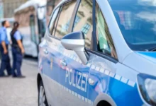 Photo of Момче почина од струен удар откако се обидело да земе електронска цигара која му падната на шините во метро станица во Берлин