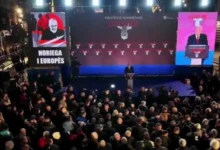 Photo of Инциденти пред владата во Тирана на вториот национален протест, Бериша порача дека се на километар до триумф