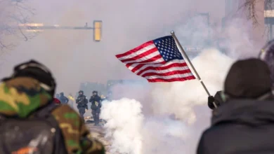 Photo of Гувернерот на Минесота: Трамп се согласи да размисли за намалување на бројот на федерални агенти