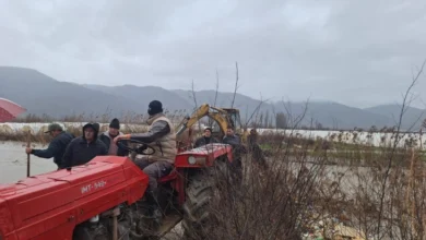 Photo of Поплавени земјоделски површини и дворови во селата Муртино и Сачево, состојбата со водотеците во струмичко се стабилизира