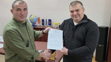 Photo of Пензионираниот воен пилот Роберт Малезански ја прекина воената пензија и се вработи во ДЗС