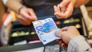 Photo of Бугариј го воведe еврото, левот замина