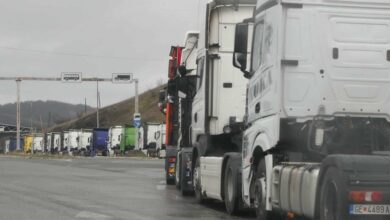 Photo of Товарниот сообраќај трет ден блокиран, ако нема решение запира и меѓународниот автобуски превоз