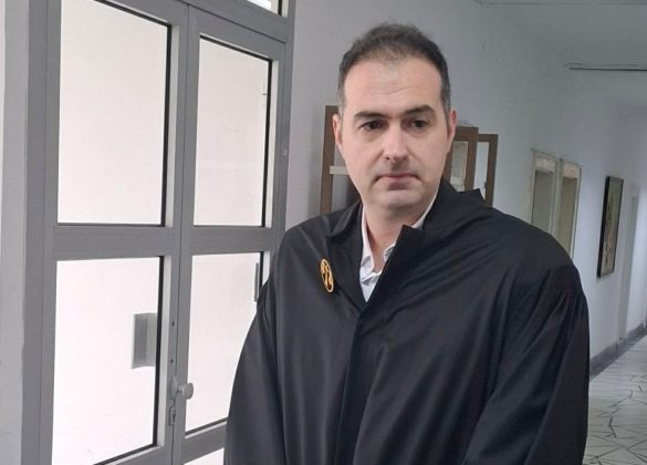 Photo of Новиот шеф на скопското обвинителство: 12 години сум обвинител и сум одолеал на притисоци досега, а се надевам ќе одолеам и сега