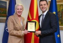 Photo of Муцунски се прости со Агелер