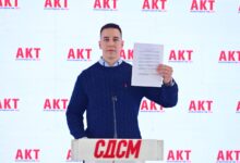 Photo of (ВИДЕО) Огњеновиќ: Сопственикот на фирмата што добила 51 тендер од владејачката партија бил член на Избирачки одбор на ВМРО-ДПМНЕ