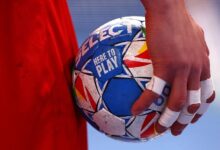 Photo of Македонски судии добија црвен картон од ракометната федерација, манипулирале видео снимки