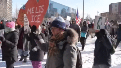 Photo of Минеаполис на нозе: Масовен протест против политиките на ИЦЕ и Трамп