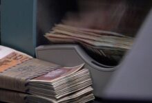 Photo of Македонија се задолжи за 40 МИЛИОНИ ЕВРА во Шпаркасе банка!