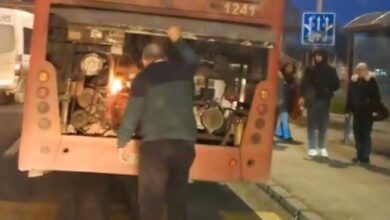 Photo of (ВИДЕО) Уште еден автобус на ЈСП се запалил. Возачот дувал во моторот од кај што почнало да дими