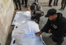 Photo of Израел врати 54 тела и 66 кутии со човечки останки во Газа